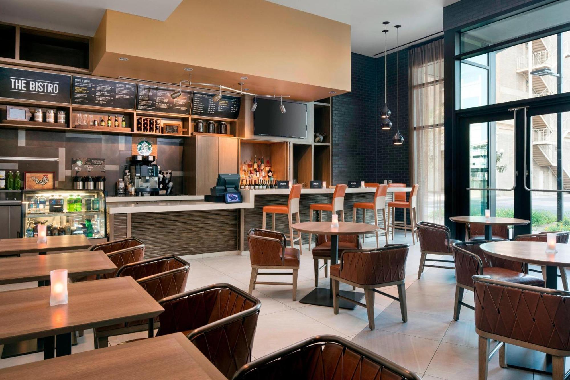 Hotel Courtyard By Marriott Downtown Phoenix