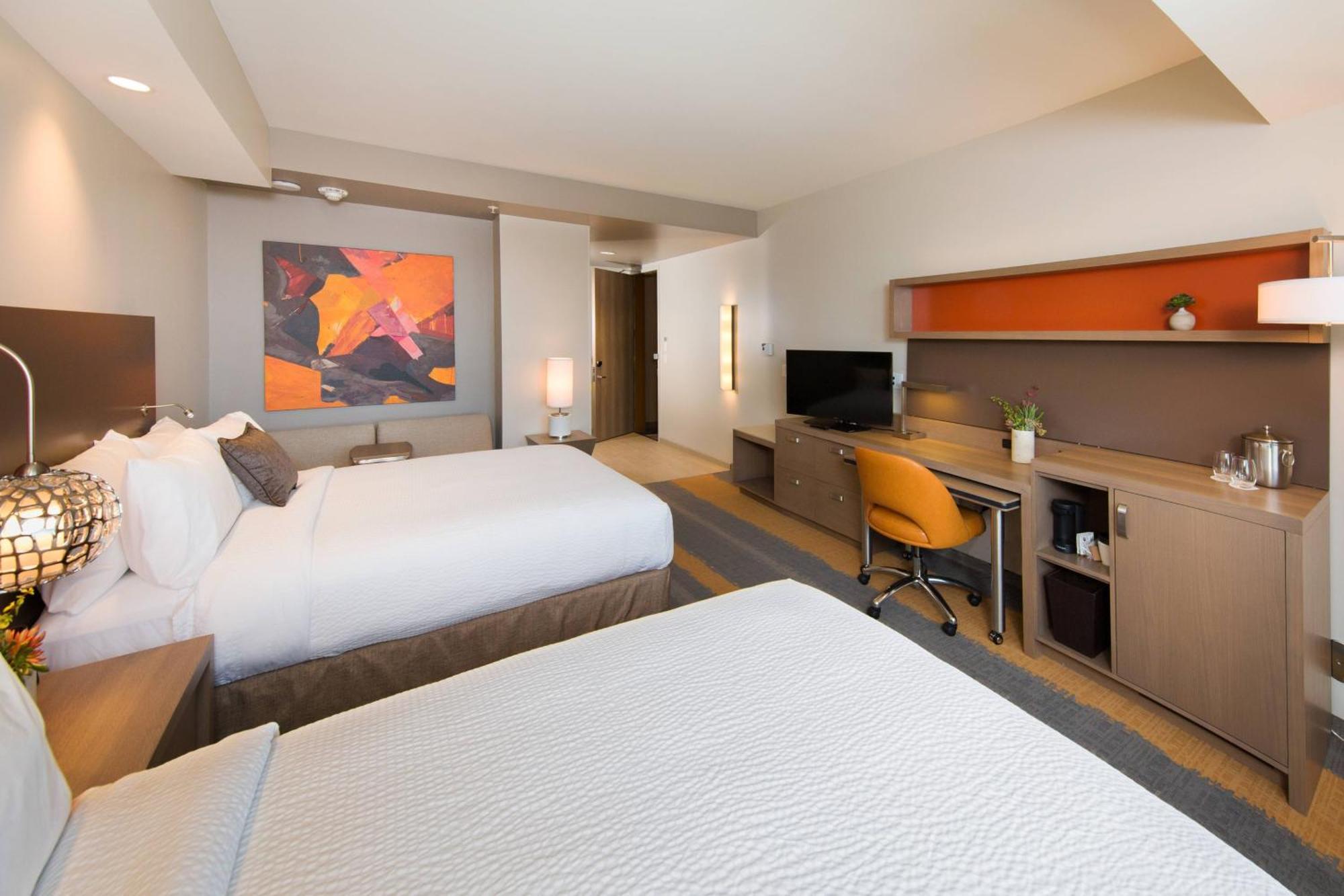 Hotel Courtyard By Marriott Downtown